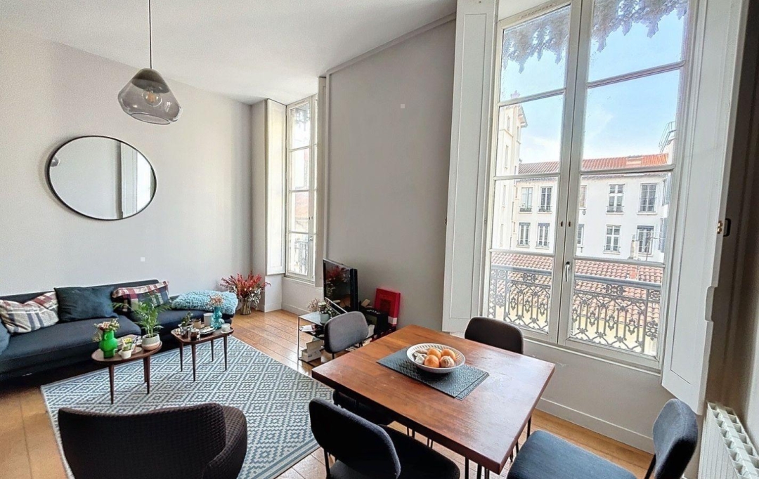 Annonces CROIXROUSSE : Appartement | LYON (69002) | 33 m2 | 245 000 € 