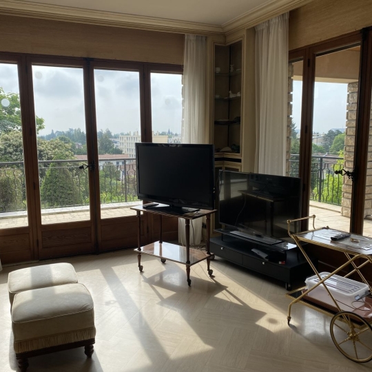  Annonces CROIXROUSSE : Maison / Villa | CHAMPAGNE-AU-MONT-D'OR (69410) | 285 m2 | 900 000 &euro; 