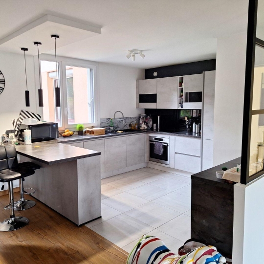  Annonces CROIXROUSSE : Appartement | OULLINS (69600) | 94 m2 | 348 000 &euro; 
