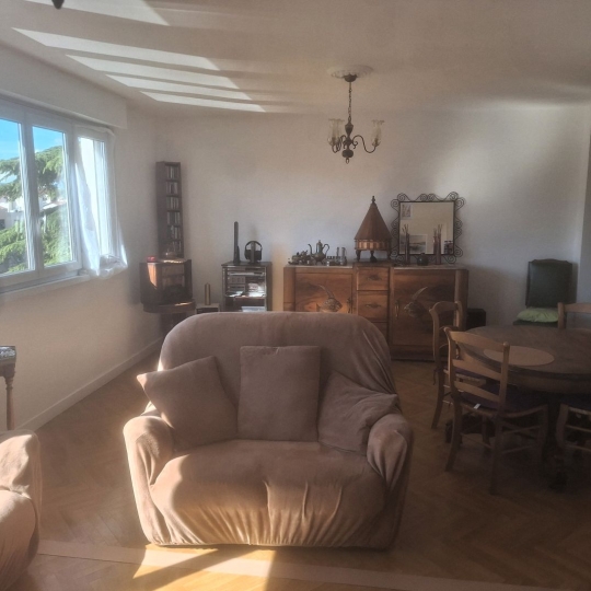  Annonces CROIXROUSSE : Autres | LYON (69003) | 80 m2 | 325 000 &euro; 