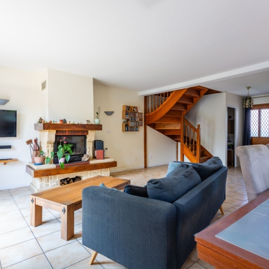  Annonces CROIXROUSSE : House | FRANCHEVILLE (69340) | 147 m2 | 630 000 &euro; 