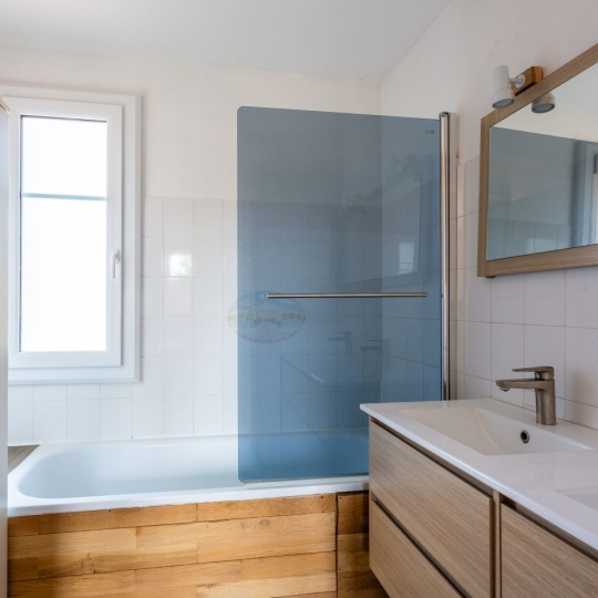  Annonces CROIXROUSSE : House | FRANCHEVILLE (69340) | 147 m2 | 630 000 &euro; 
