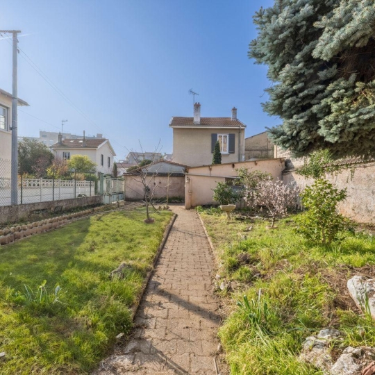  Annonces CROIXROUSSE : Maison / Villa | LYON (69003) | 37 m2 | 350 000 &euro; 