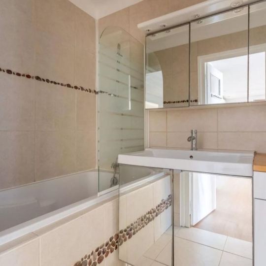  Annonces CROIXROUSSE : Apartment | LYON (69006) | 70 m2 | 375 000 &euro; 