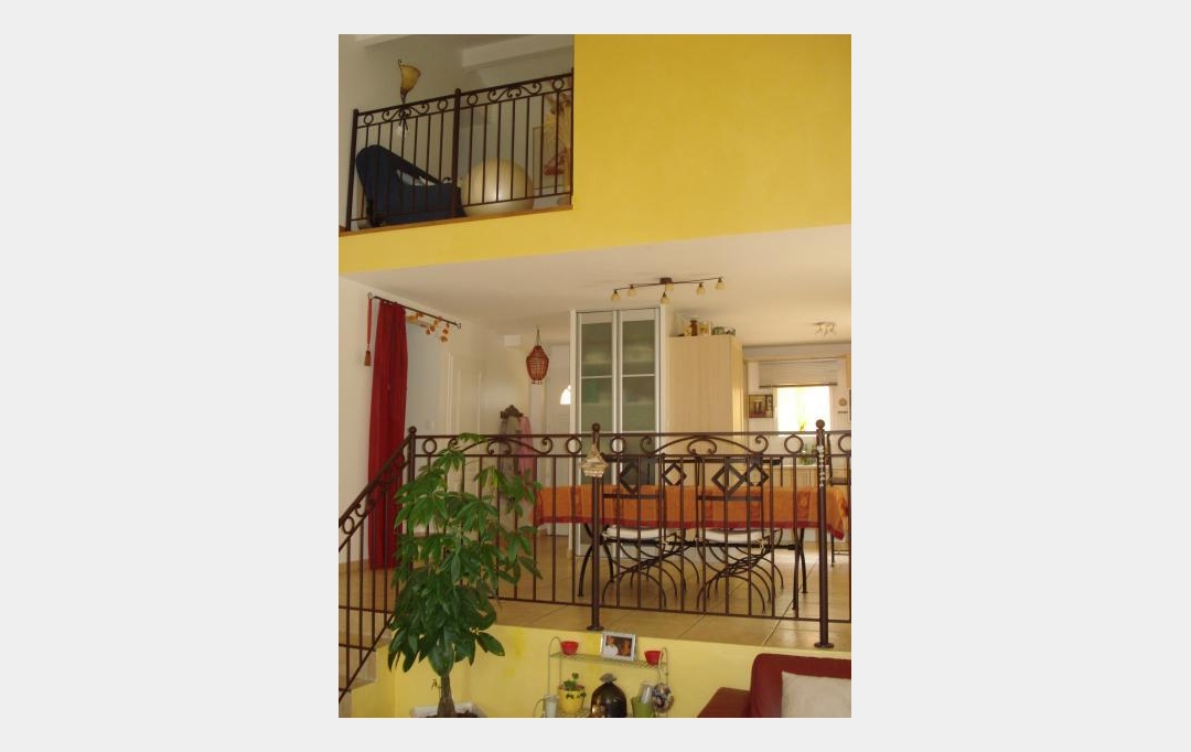Annonces CROIXROUSSE : House | FRANCHEVILLE (69340) | 135 m2 | 2 150 € 