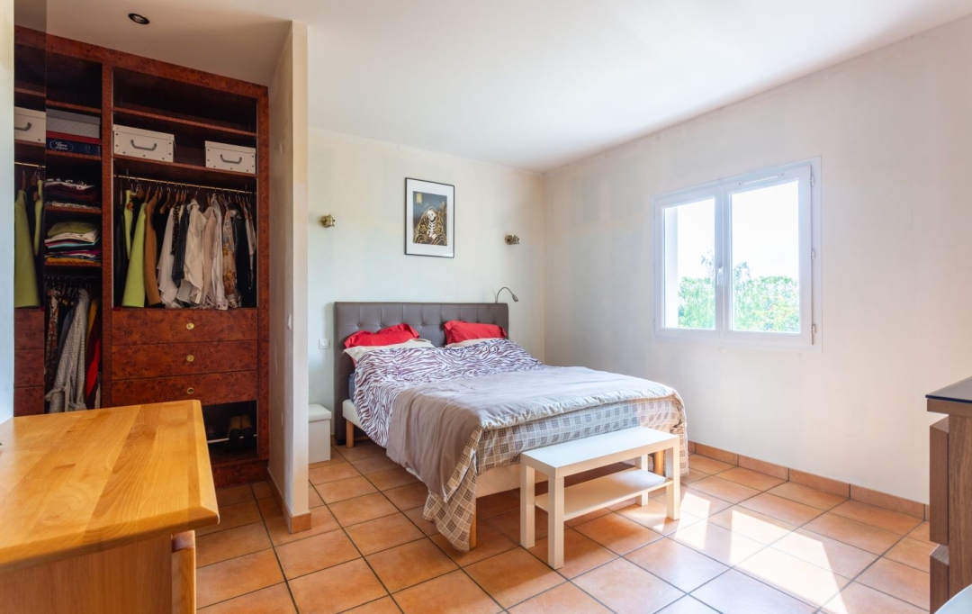 Annonces CROIXROUSSE : Maison / Villa | FLEURIEUX-SUR-L'ARBRESLE (69210) | 134 m2 | 690 000 &euro; 