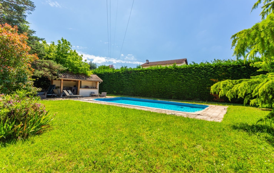 Annonces CROIXROUSSE : Maison / Villa | FRANCHEVILLE (69340) | 175 m2 | 895 000 &euro; 