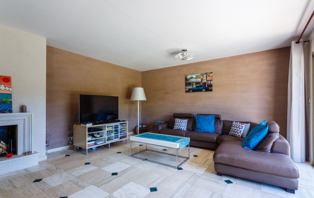 Annonces CROIXROUSSE : Maison / Villa | FRANCHEVILLE (69340) | 175 m2 | 895 000 &euro; 