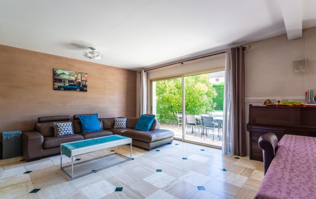 Annonces CROIXROUSSE : Maison / Villa | FRANCHEVILLE (69340) | 175 m2 | 895 000 &euro; 