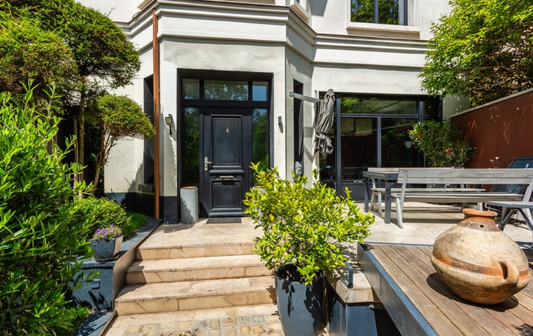 Annonces CROIXROUSSE : Maison / Villa | LYON (69003) | 120 m2 | 980 000 &euro; 
