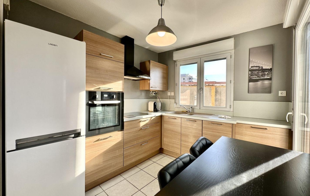 Annonces CROIXROUSSE : Other | LYON (69007) | 43 m2 | 250 000 &euro; 