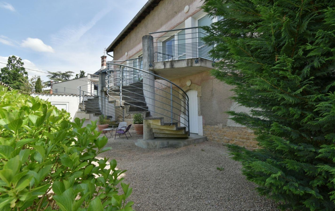 Annonces CROIXROUSSE : House | ECULLY (69130) | 350 m2 | 1 350 000 € 