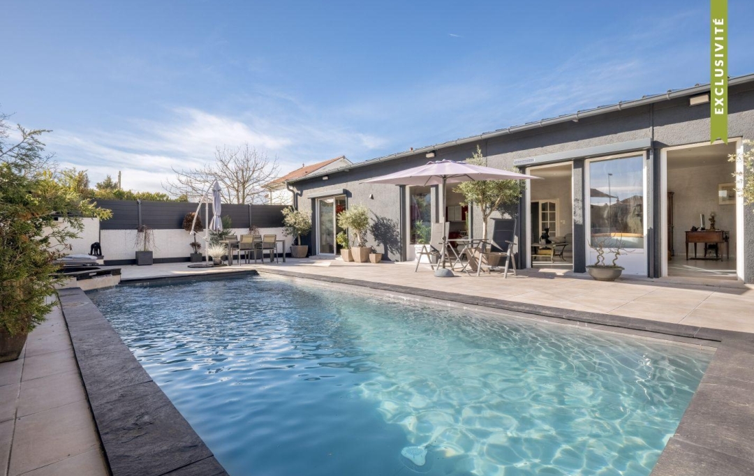 Annonces CROIXROUSSE : Maison / Villa | DECINES-CHARPIEU (69150) | 384 m2 | 790 000 &euro; 