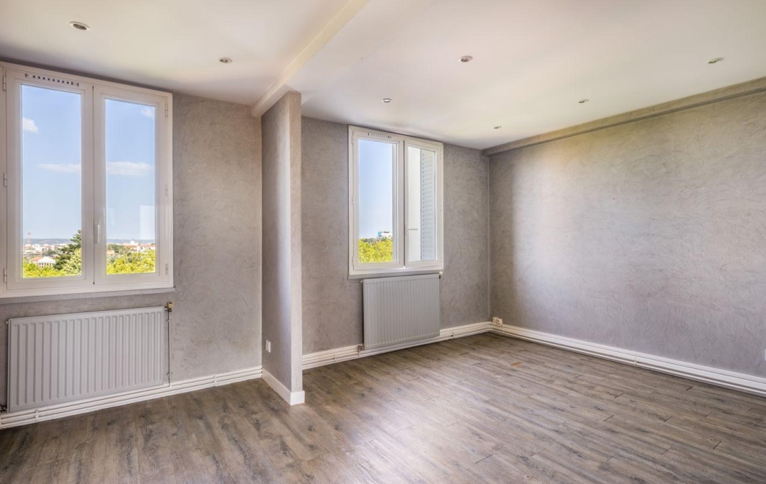 Annonces CROIXROUSSE : Appartement | LYON (69003) | 53 m2 | 228 000 &euro; 