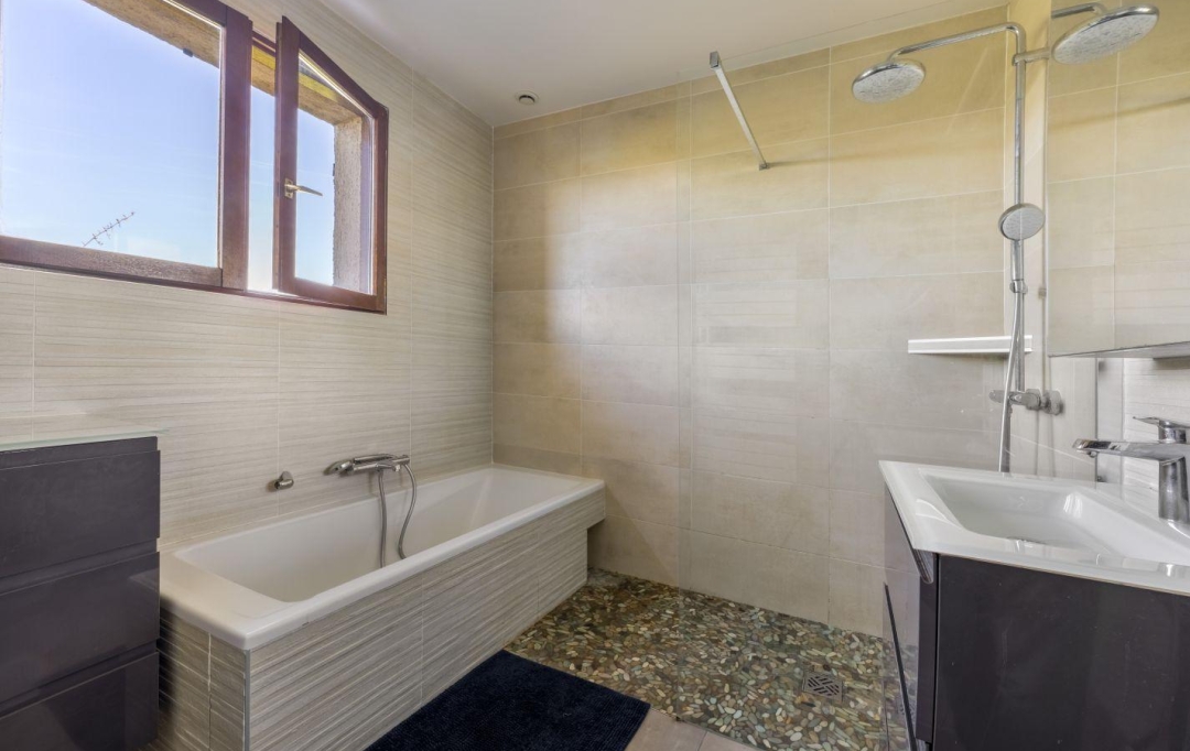 Annonces CROIXROUSSE : Maison / Villa | SAINT-PRIEST (69800) | 107 m2 | 395 000 &euro; 