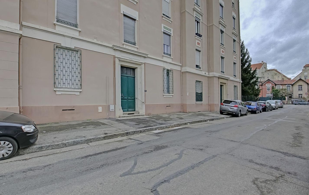 Annonces CROIXROUSSE : Apartment | VILLEURBANNE (69100) | 46 m2 | 150 000 € 
