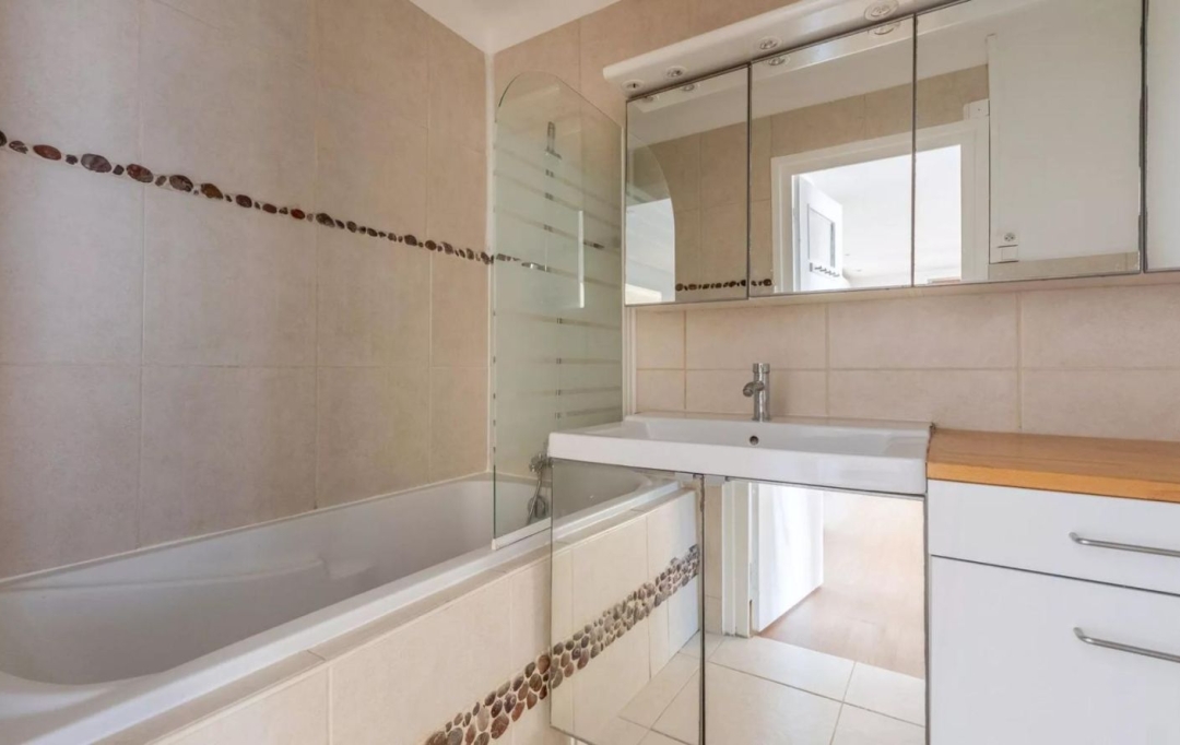 Annonces CROIXROUSSE : Apartment | LYON (69006) | 70 m2 | 375 000 &euro; 