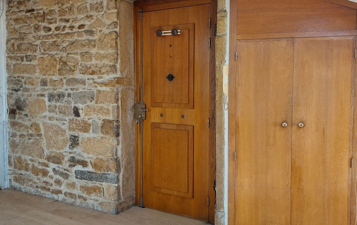  Annonces CROIXROUSSE Appartement | LYON (69001) | 18 m2 | 135 000 € 
