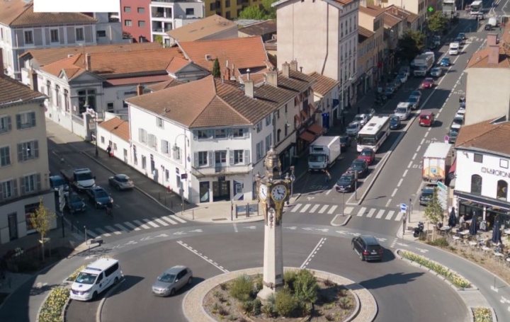  Annonces CROIXROUSSE Apartment | TASSIN-LA-DEMI-LUNE (69160) | 42 m2 | 239 708 € 