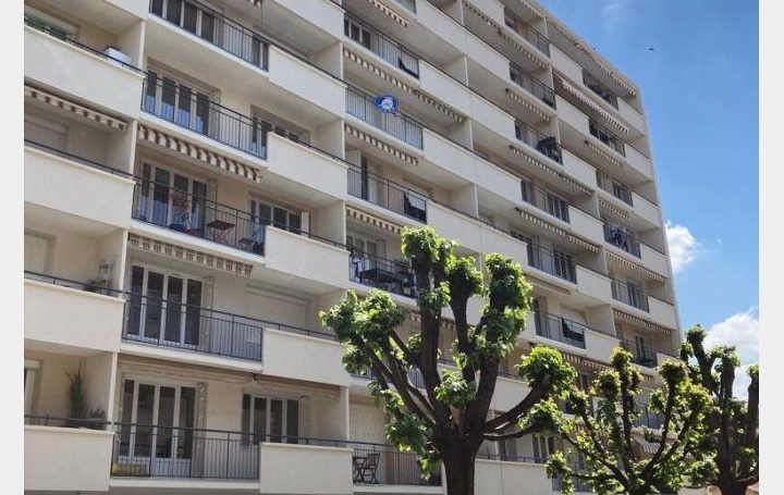 Annonces CROIXROUSSE : Apartment | LYON (69008) | 73 m2 | 1 110 € 